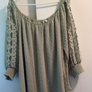 Cato’s Fashion Elegant Lace Sleeve Women's Top 18/20W